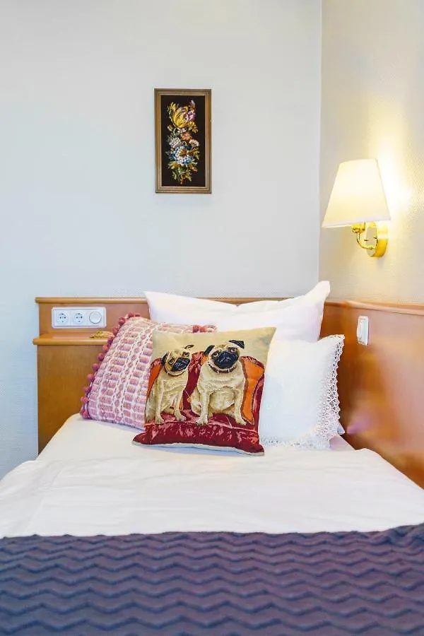 Tante Alma'S Koelner Hotel 3*, Kolín nad Rýnem